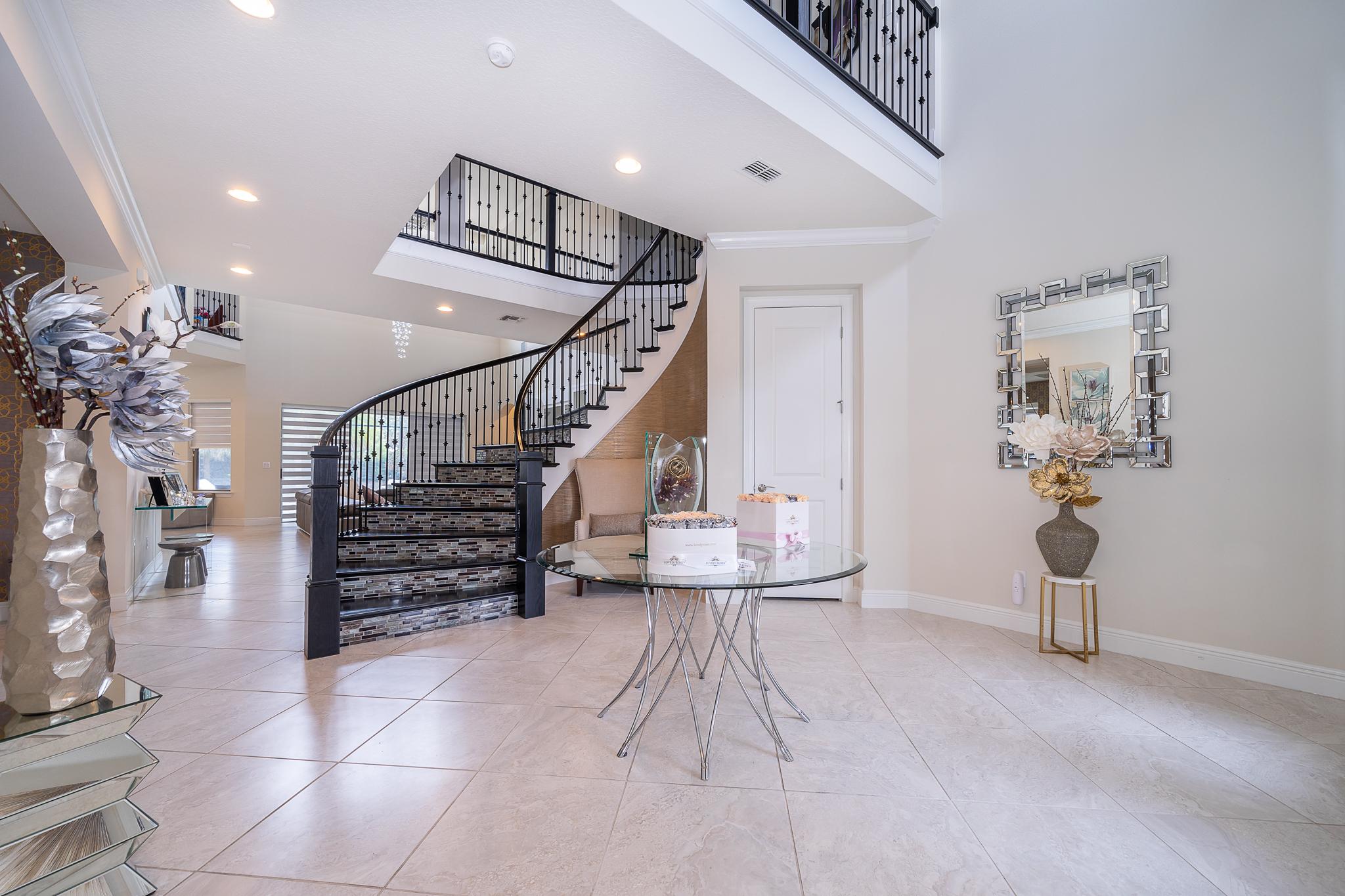 image-4-realtor-item